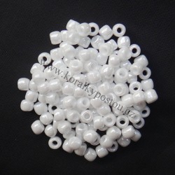 TOHO Round 6/0 Opaque-Lustered...